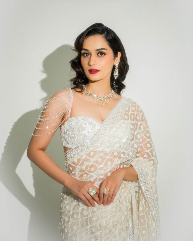 Sonam Kapoor In Gown Vs Manushi Chhillar In Saree: Who Is Stealing The Spotlight In White Attire? 939333