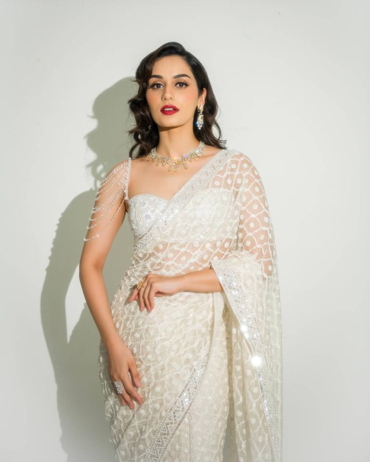 Sonam Kapoor In Gown Vs Manushi Chhillar In Saree: Who Is Stealing The Spotlight In White Attire? 939334